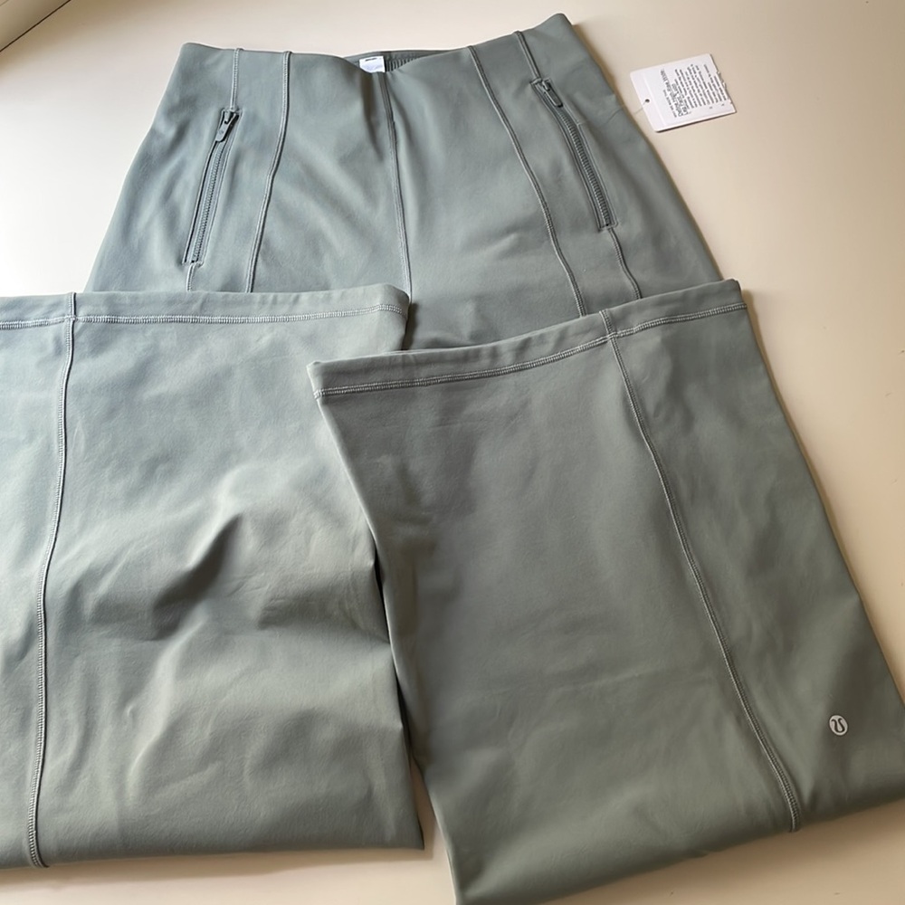Lululemon Define High Rise Wide Leg Pant Luon Willow Leaf Green - Picture 7 of 9
